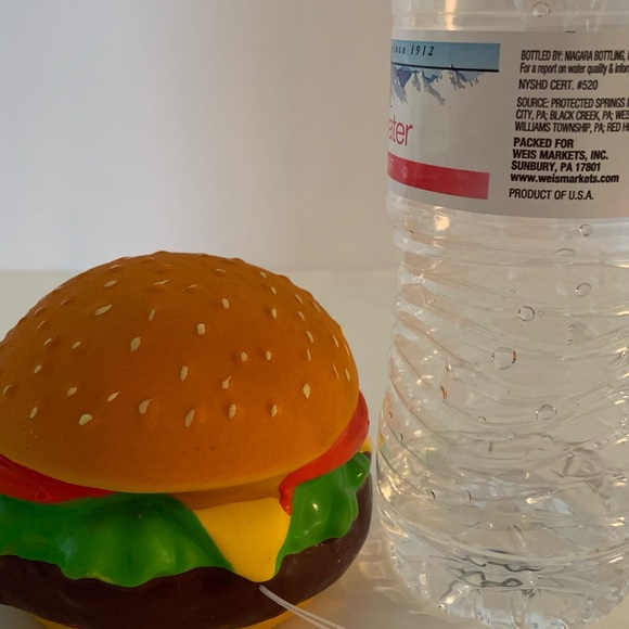 Cheeseburger dog toy - Picture 3 of 10